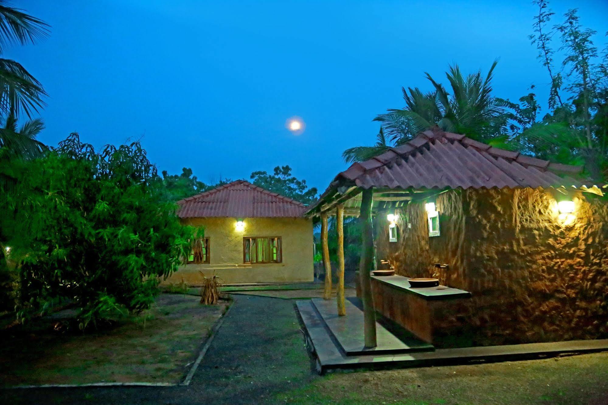 Heina Nature Resort - Eco Home And Yala Safari Kataragama Bagian luar foto