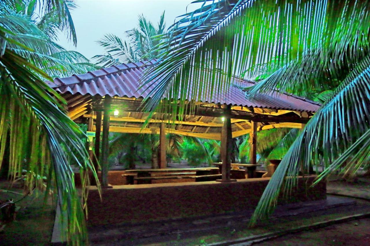 Heina Nature Resort - Eco Home And Yala Safari Kataragama Bagian luar foto